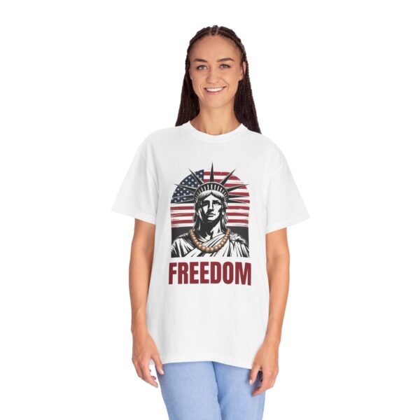 Statue of Liberty Freedom T-Shirt, Unisex Vintage Tee, Independence Day, Fourth of July Gift, Patriot Apparel, Casual Wear, American Pride - Image 3