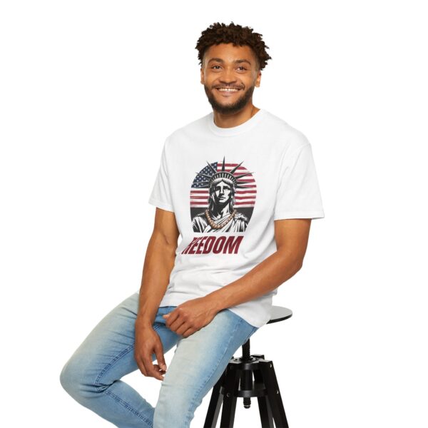 Statue of Liberty Freedom T-Shirt, Unisex Vintage Tee, Independence Day, Fourth of July Gift, Patriot Apparel, Casual Wear, American Pride - Image 7